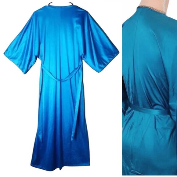 VTG 70s VF Teal Paisley Embroidered Wide Sleeve Long Nylon Robe Small - Picture 12 of 17